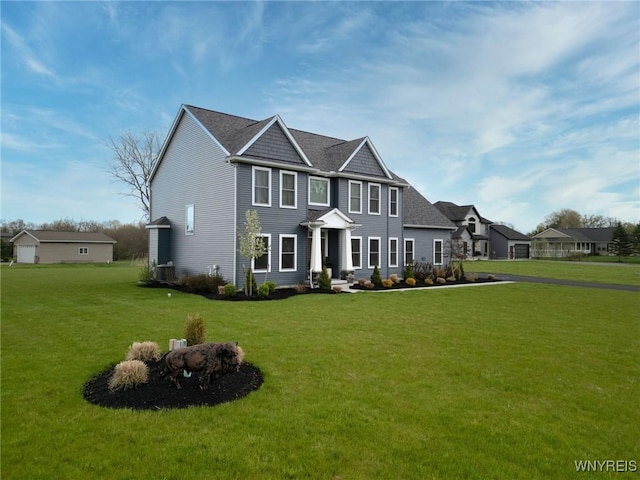 view of front of house featuring a front lawn