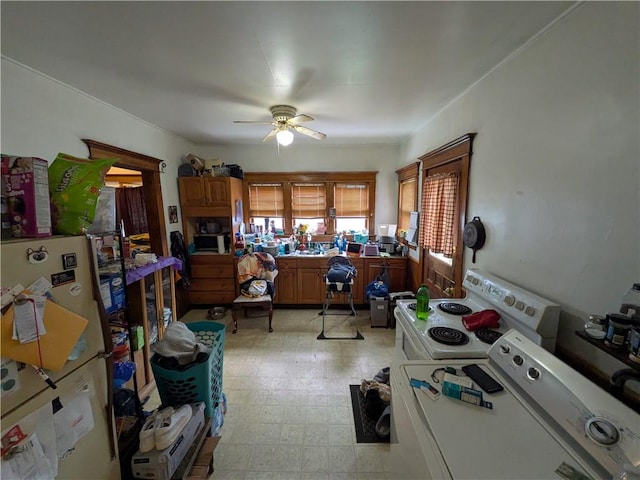 165 Pleasant St, Bradford-City, PA 16701 - home office with light floors, ceiling fan, and washer / clothes dryer