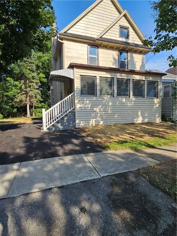 5 Hyde Park, Batavia City, NY 14020 - photo 2
