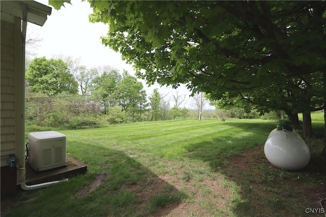 view of grassy yard