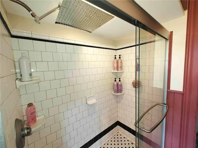 440 Park Ave, Barton, NY 14892 - bathroom featuring a shower stall