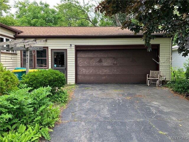 432 Sunset Dr, Hamburg, NY 14075 - photo 2