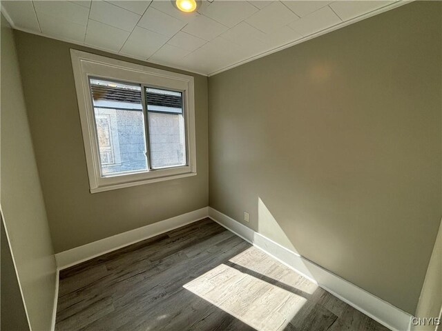 214 Herriman St Unit 216, Syracuse, NY 13204 - empty room featuring dark wood-style floors and baseboards