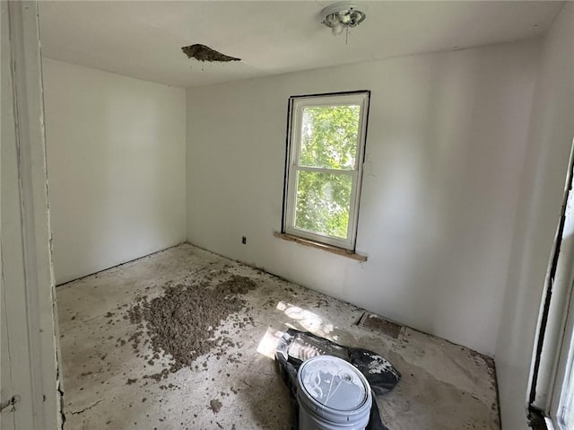 313 W 4th St, Elmira-City, NY 14901 - view of empty room