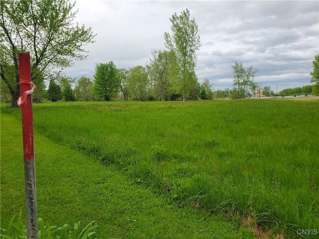7805 Totman Rd, Cicero, NY 13212