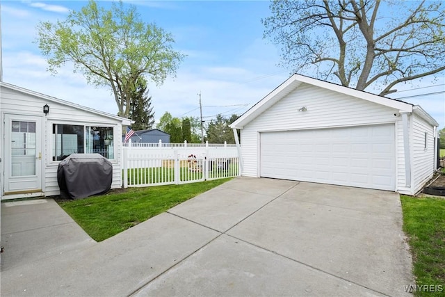 view of detached garage