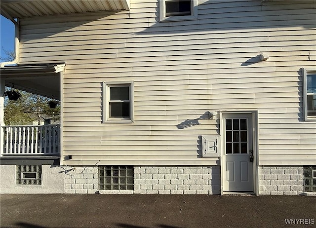 101 Spruce St, Lackawanna, NY 14218 - view of side of property