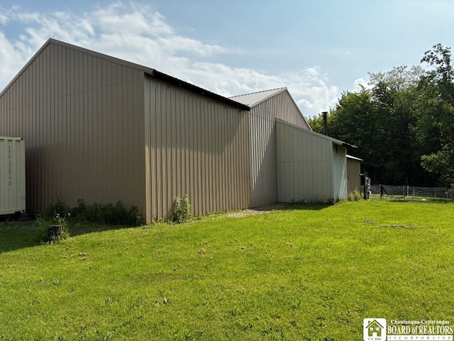 11604 York Rd, Hanover, NY 14136 - view of pole building