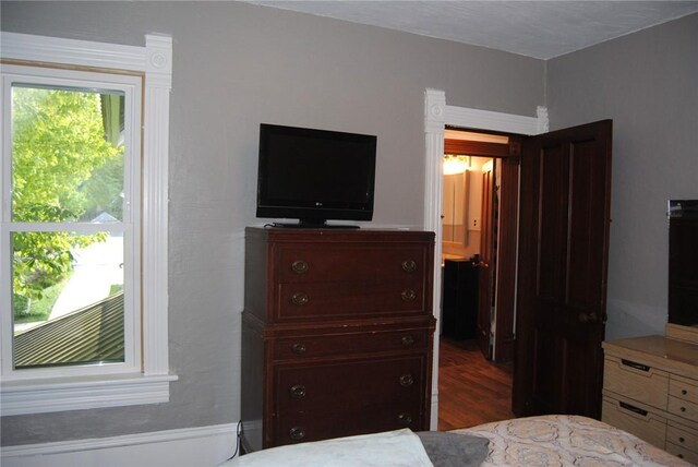 115 Lincoln St, Kane-Borough, PA 16735 - bedroom featuring wood finished floors