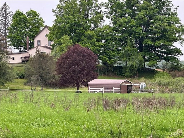 436 Mcgowan Rd, Frankfort, NY 13357 - view of yard featuring an outbuilding