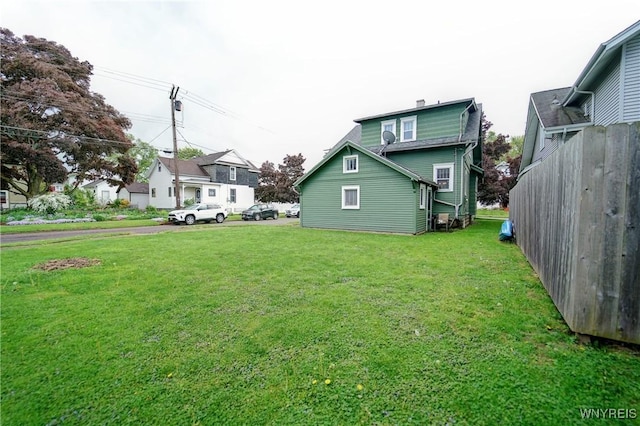 72 W 5th St, Dunkirk-City, NY 14048 - view of yard