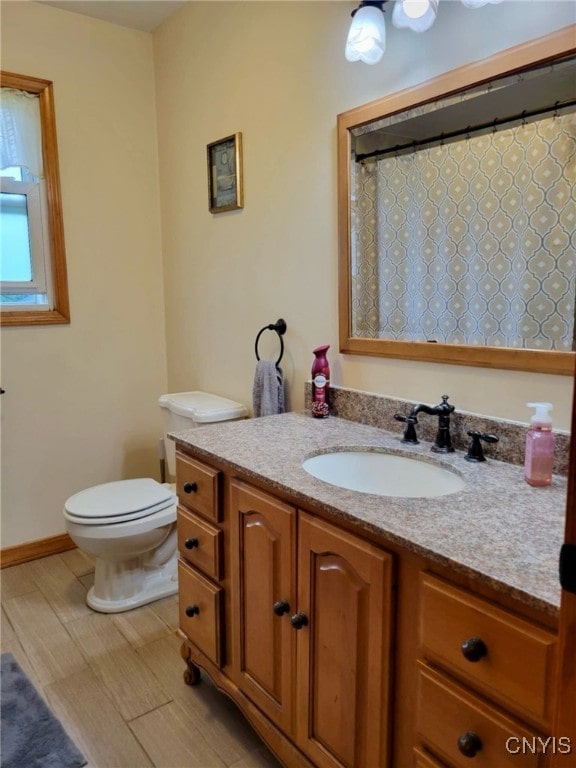 119 Sunrise Ct, Frankfort, NY 13340 - full bath featuring toilet, vanity, and curtained shower