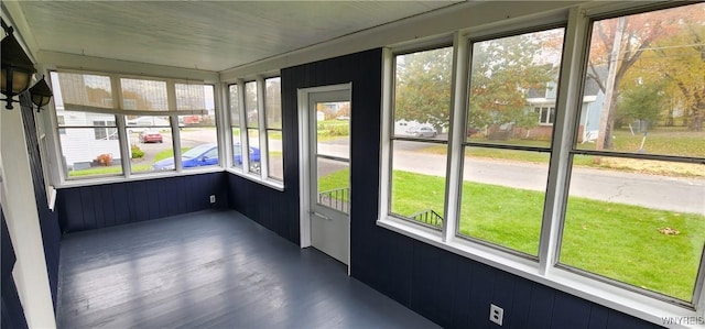 925 Calvert St, Rome-Inside, NY 13440 - unfurnished sunroom with healthy amount of natural light