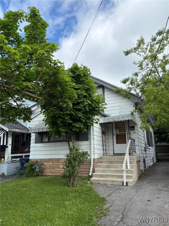 68 Decker St, Buffalo, NY 14215 - view of front of house