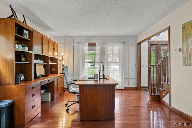 60 Kettle Run, Elma, NY 14052 - office space with wood finished floors and a textured ceiling