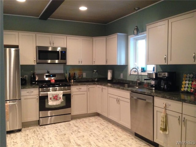 9 N Hartland St, Royalton, NY 14105 - kitchen featuring appliances with stainless steel finishes, a sink, and recessed lighting