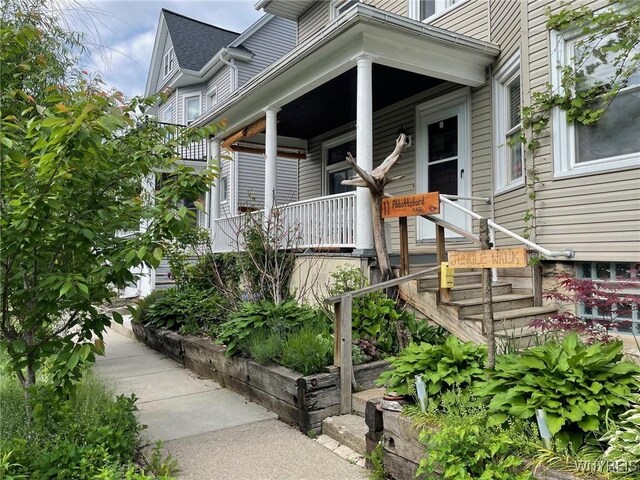 11 Abbottsford Pl, Buffalo, NY 14213 - photo 2