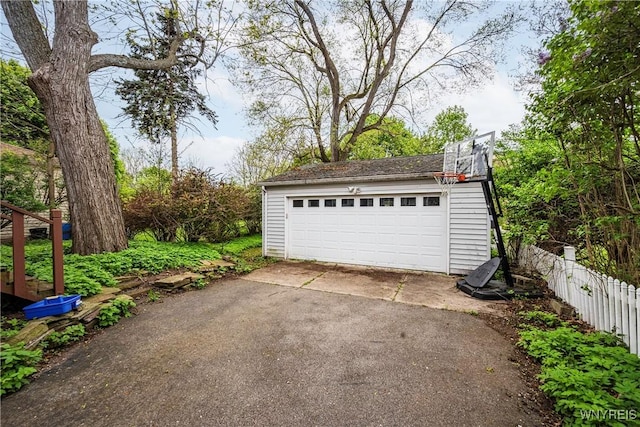 view of detached garage