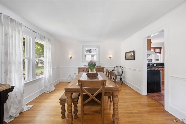 457 Broad St, Oneida-Inside, NY 13421 - dining area featuring light wood finished floors and baseboards