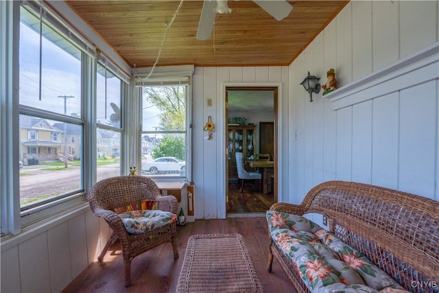 401 Palmer St, Frankfort, NY 13340 - sunroom featuring a ceiling fan