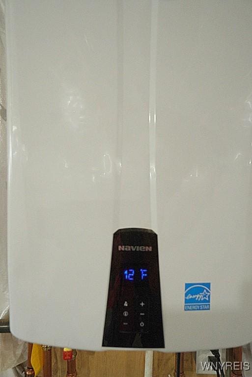 458 Kenwood Dr, Lewiston, NY 14092 - detailed view of tankless water heater