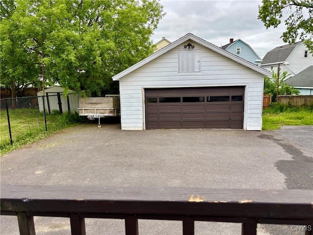 view of detached garage