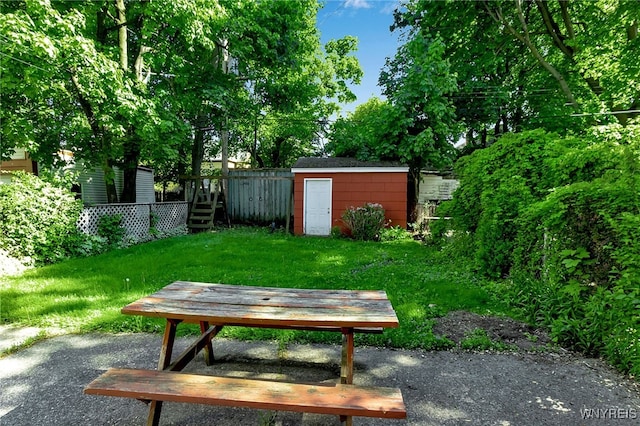 1681 Amherst St, Buffalo, NY 14214 - view of yard