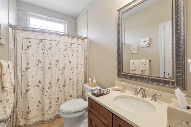 146 Edwards Falls Ln, Manlius, NY 13104 - bathroom with vanity, toilet, and a shower with curtain