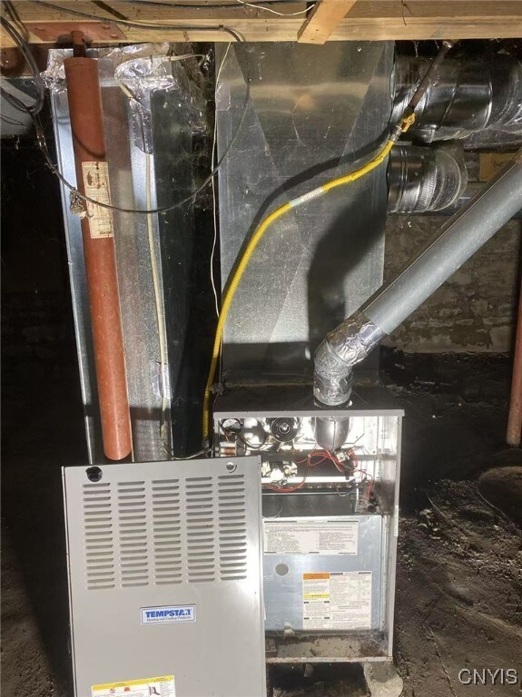 308 Rowland St, Syracuse, NY 13204 - utilities featuring heating unit