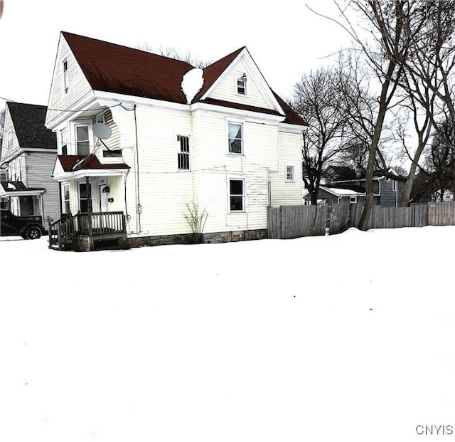 308 Rowland St, Syracuse, NY 13204 - view of snow covered property