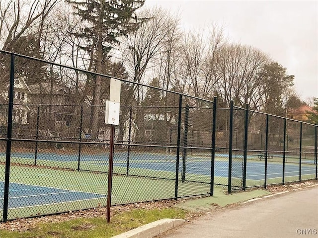 308 Rowland St, Syracuse, NY 13204 - view of tennis court