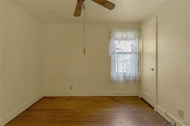 438 Zimmerman Blvd, Tonawanda-Town, NY 14223 - spare room featuring baseboards, wood finished floors, and a ceiling fan