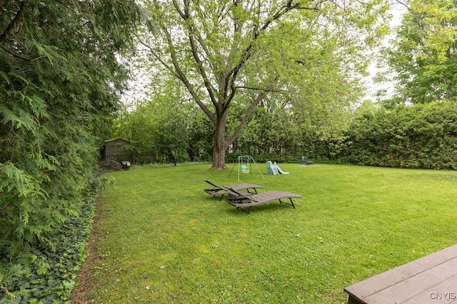 114 Osborne Dr, Manlius, NY 13057 - view of grassy yard