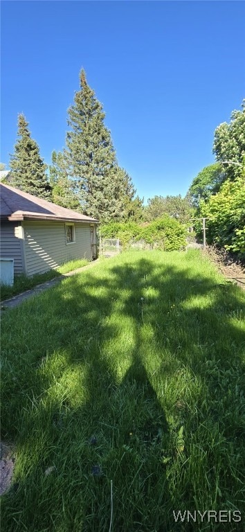 317 Portage Rd, Niagara Falls, NY 14303 - view of grassy yard