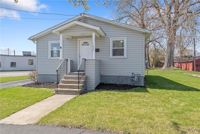 103 Pulaski St, Syracuse, NY 13204 - view of front facade with a front yard