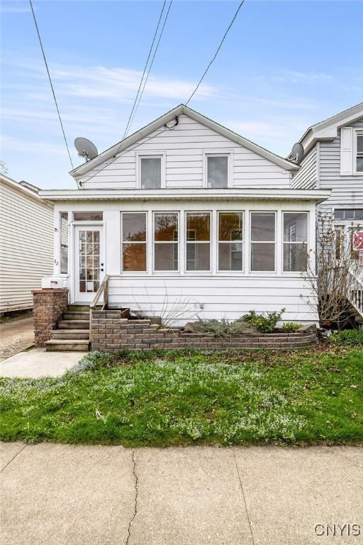 32 E 5th St, Oswego-City, NY 13126 - view of front of home