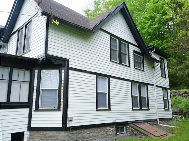 36 Pinetree Ln, Middletown, NY 12430 - view of home's exterior