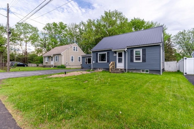 906 Beley Ave, Salina, NY 13211 - view of front of house with entry steps and metal roof
