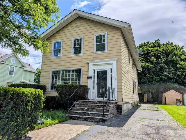 706 E Washington Ave, Elmira-City, NY 14901 - traditional-style home featuring asphalt driveway