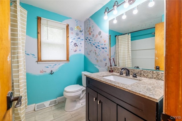 7634 Anne Ter, Clay, NY 13212 - full bath featuring toilet, vanity, wood finish floors, baseboards, and curtained shower
