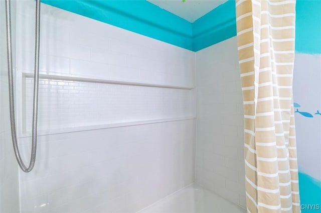 7634 Anne Ter, Clay, NY 13212 - bathroom with shower / bath combo