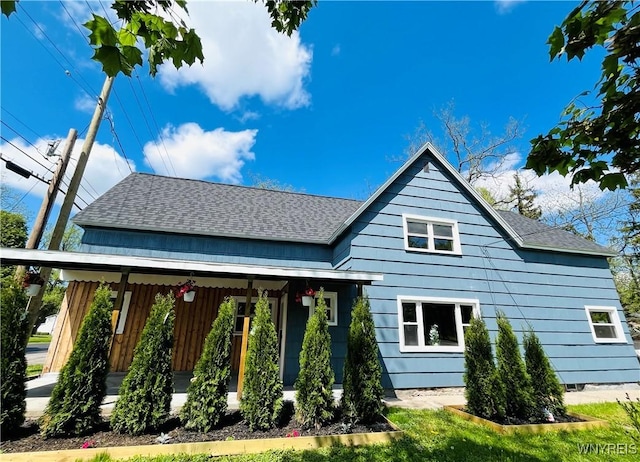 5302 William St, Lancaster, NY 14086 - view of front of property featuring a shingled roof