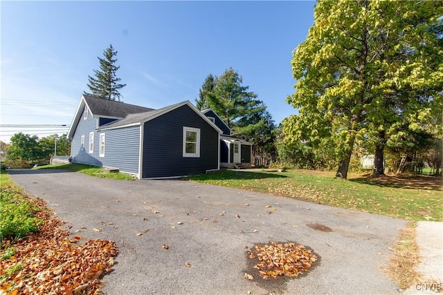 118 Leray St, Le Ray, NY 13612 - view of side of property