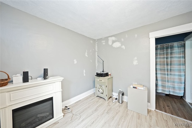 3564 Grafton Ave, Hamburg, NY 14219 - office area featuring light wood-style floors and baseboards