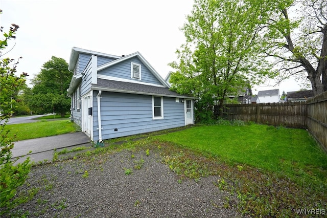 3564 Grafton Ave, Hamburg, NY 14219 - view of side of property with a shingled roof