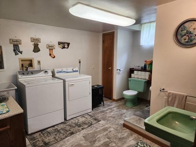 3483 First Fork Rd, Grove Twp, PA 15861 - laundry area with washing machine and clothes dryer