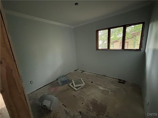 102 Milton Ave, Syracuse, NY 13204 - empty room with crown molding