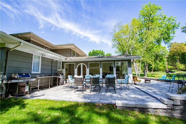 1 Creekside Ln, Pittsford, NY 14618 - view of patio with a grill