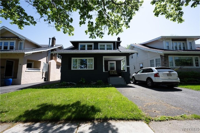 47 Winston Rd, Buffalo, NY 14216 - bungalow-style home with a front lawn and covered porch