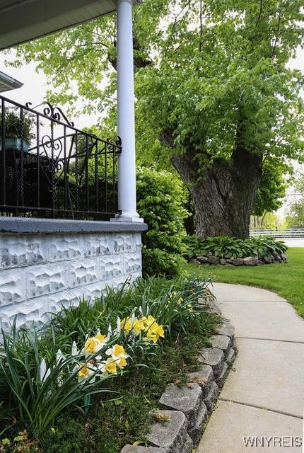 938 Ridge Rd, Lackawanna, NY 14218 - exterior view